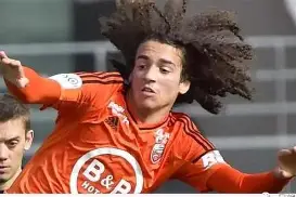 yy易游首页阿森纳门将多次救险，当选全场最佳球员，计划怎么会员免费客户比较.的简单介绍