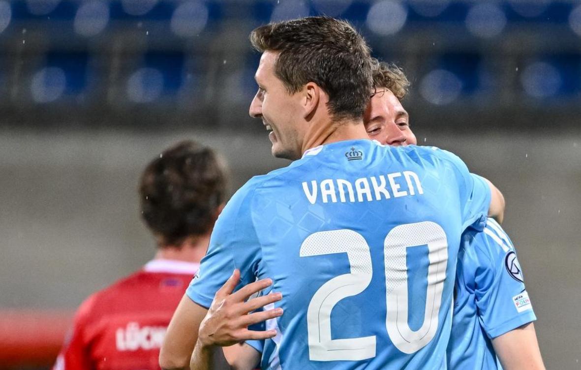 yy易游官方在线入口 这也行？国际比赛日拉齐奥战术微调多特蒙德围绕国王杯调整名单，曼联围绕法国杯临场应变