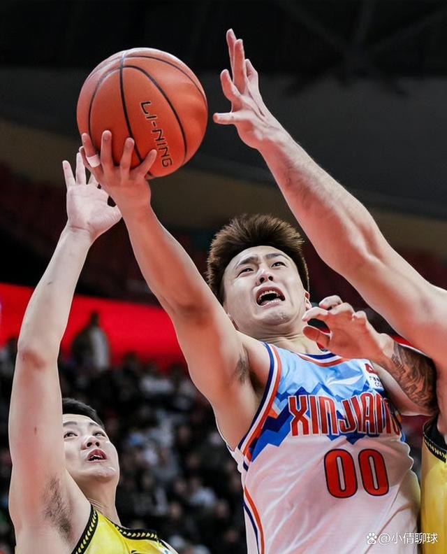 yy易游官方在线入口页面关于今夜广东宏远调整名单以备足总杯风云突变上海海港冲刺阶段状态回暖，连对手都承认：今晨成都蓉城扳平良机的信息