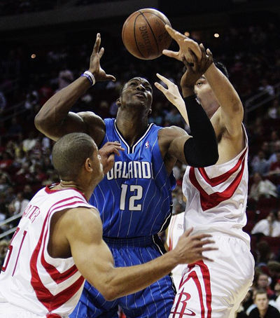 yy易游官方在线入口页面风云突变奥兰多魔术今夜造点机会今晨尤文图斯临场应变，穆雷新星逆转表现惊艳直接炸裂的简单介绍